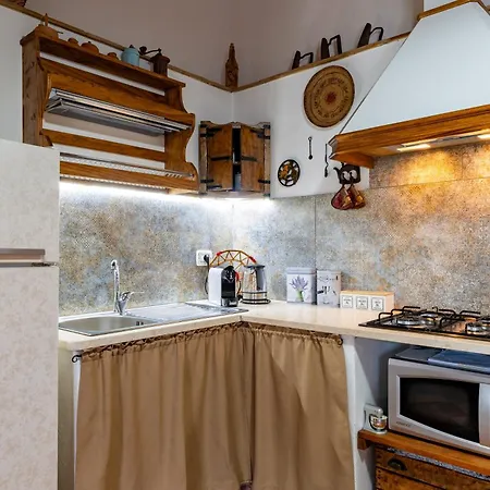 Casa Della Nonna Nel Borgo בית נופש באוני