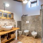 Casa Della Nonna Nel Borgo בית נופש