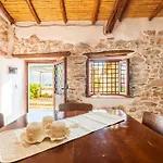בית נופש Casa Della Nonna Nel Borgo