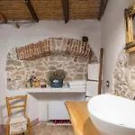 בית נופש Casa Della Nonna Nel Borgo באוני