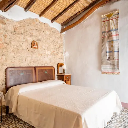 Casa Della Nonna Nel Borgo 펜션 바우네이