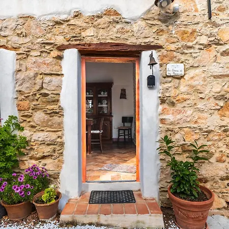 펜션 Casa Della Nonna Nel Borgo 바우네이