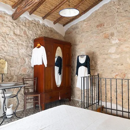 Casa Della Nonna Nel Borgo Σπίτι διακοπών