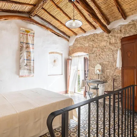 Casa Della Nonna Nel Borgo * Baunei