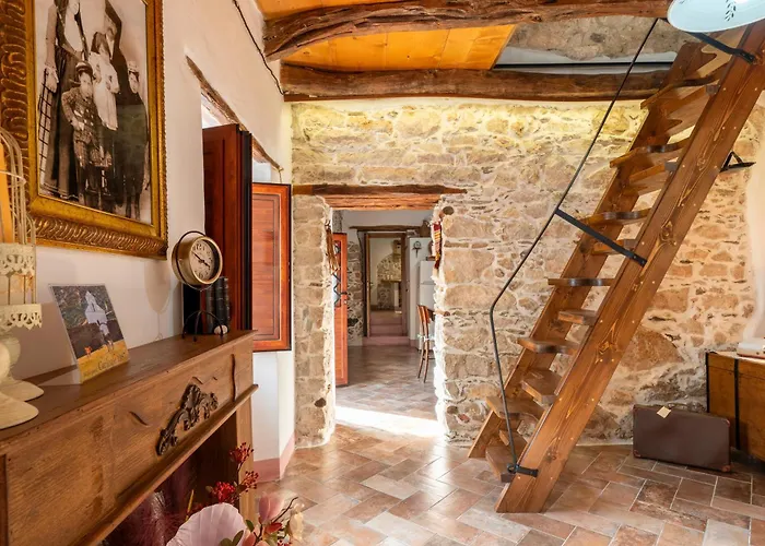 Casa Della Nonna Nel Borgo * Baunei